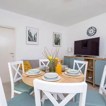 House Ivana * Poljica (Trogir)